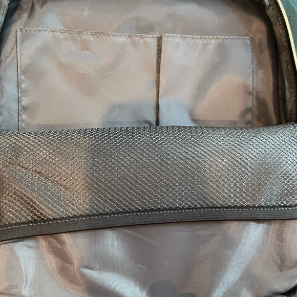 Black Laptop Case by [Brand] - Picture 5 of 5